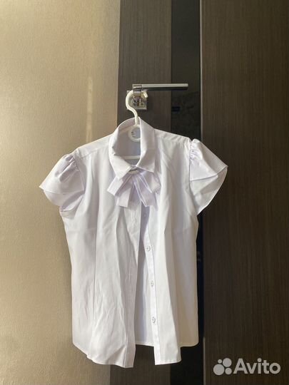 Школьная блузка 146 см