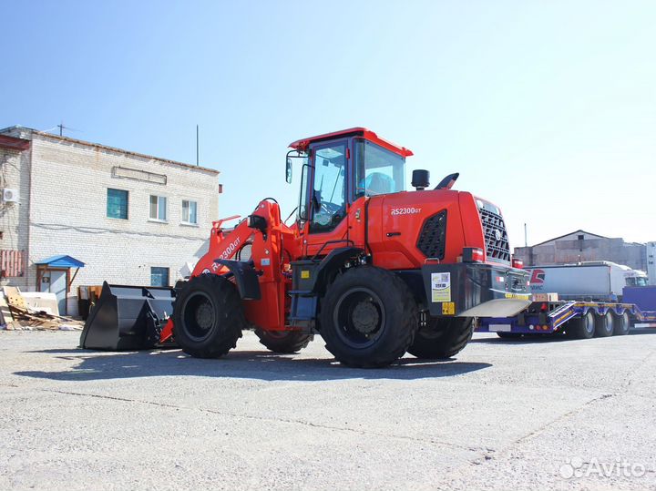 Фронтальный погрузчик Redstar 2300GT, 2023