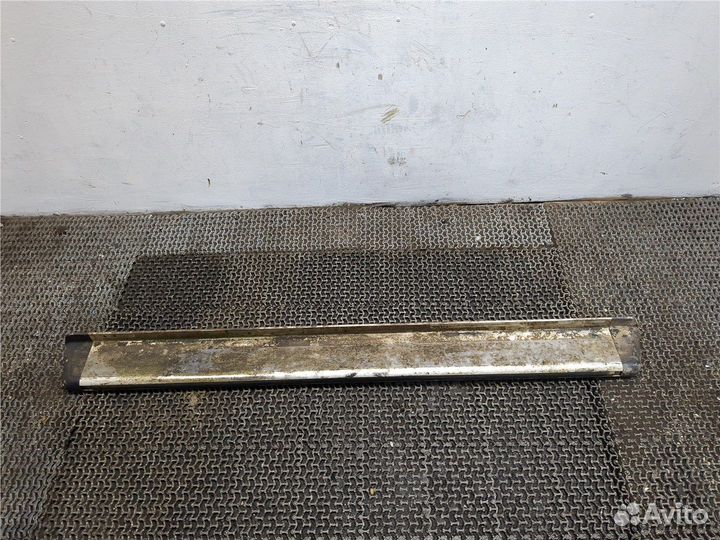 Подножка Mitsubishi Pajero / Montero, 2002