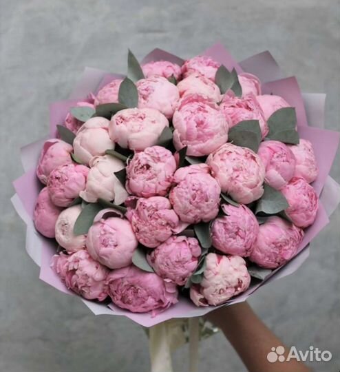 Букет из пионов. Пионовидные розы. Цветы в коробке