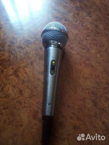 Студийный микрофон