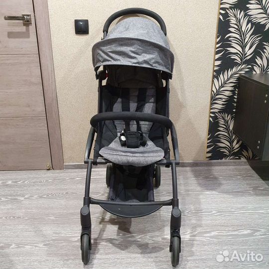 Прогулочная коляска yoya baby