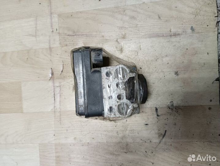 Блок ABS Toyota Alphard ANH15W 2AZ-FE 2003