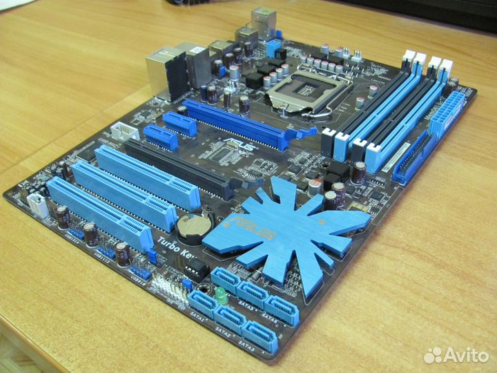 Материнская плата asus P7P55 LX