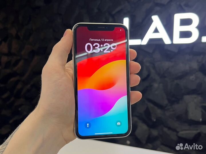 iPhone Xr, 64 ГБ