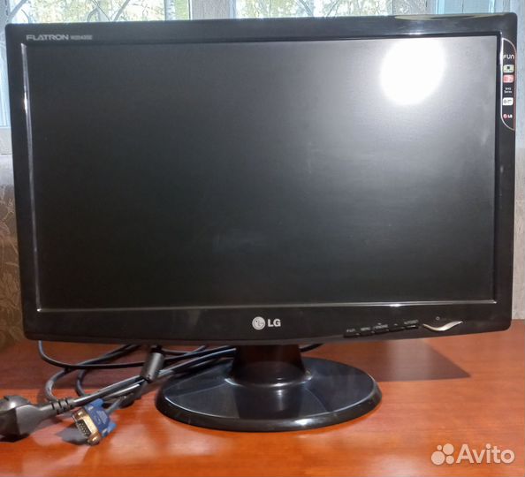 Монитор для пк LG