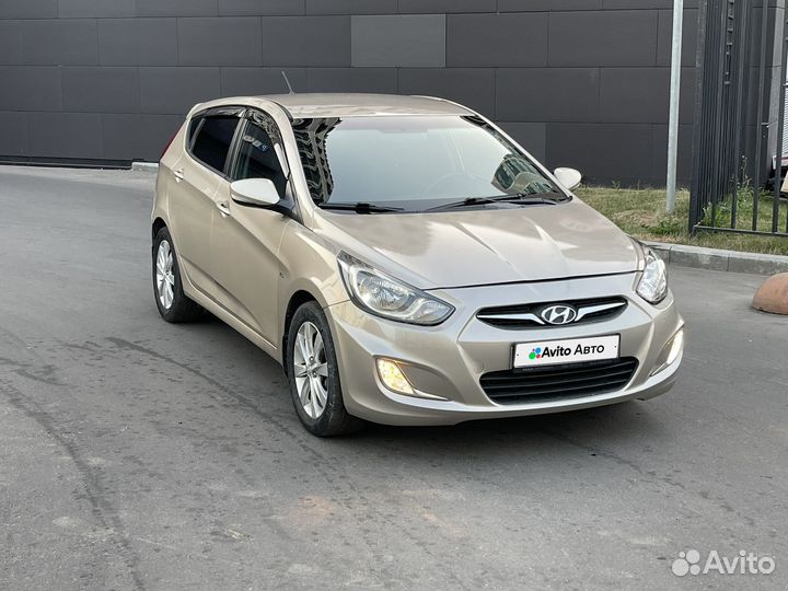 Hyundai Solaris 1.6 AT, 2012, 178 600 км
