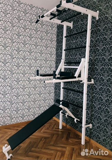 Шведская стенка с турником