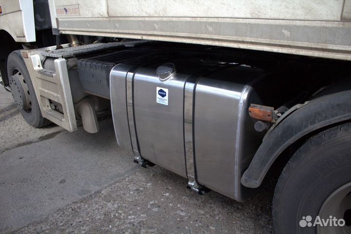 Топливный бак 400 л (700х700х900)