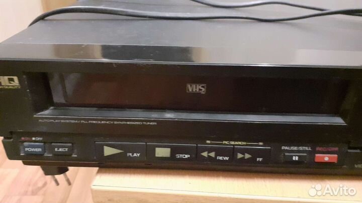 Видеомагнитофон