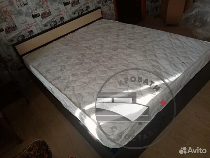 Кровать двуспальная