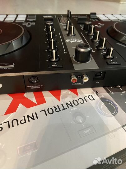 DJ контроллер Hercules DJControl Inpulse 300 MK2