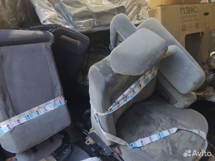 Сиденья на микроавтобусы и легковые автомобили