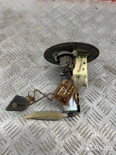 Топливный насос в сборе Тойота Королла AE110