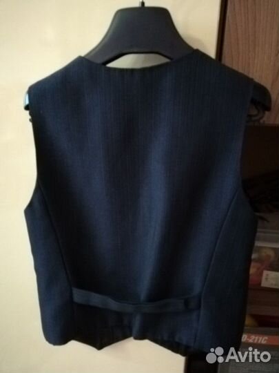 Школьный жилет и пиджак на мальчика, фирма truvor