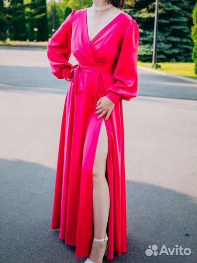 Вечернее платье в пол 44