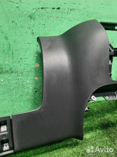 Накладка торпедо подрулевая volkswagen Golf Plus