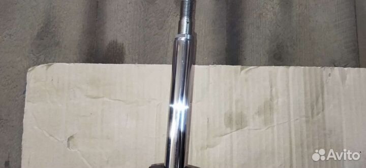 Стойки амортизатора toyota levin/trueno AE111