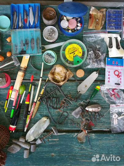 Рыболовные снасти б/у и новые