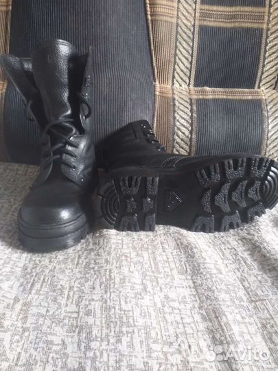 Обувь берцы