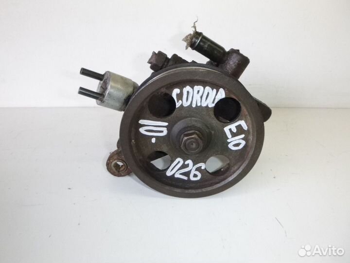 Насос гидроусилителя Toyota Corolla E10