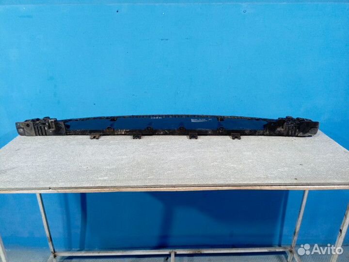 Усилитель переднего бампера Kia Ceed 1 (ED)