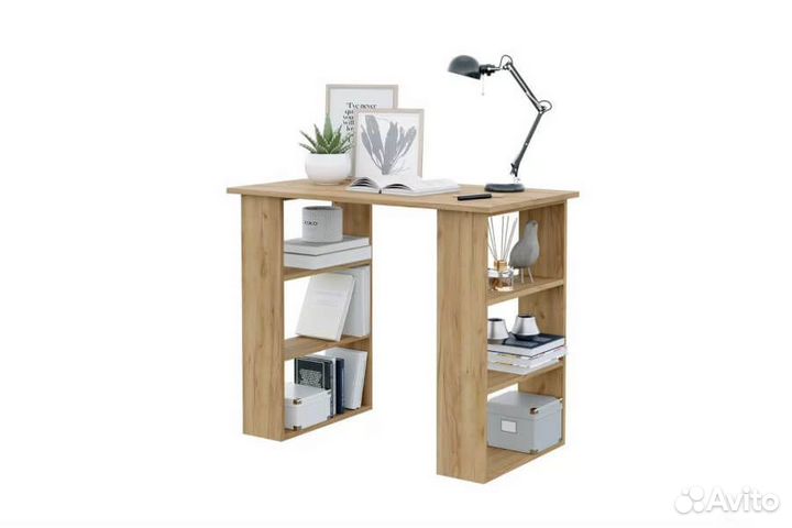 Компьютерный стол с полкой