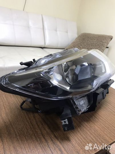 Фара правая Nissan X-Trail T32 рестайлинг галоген