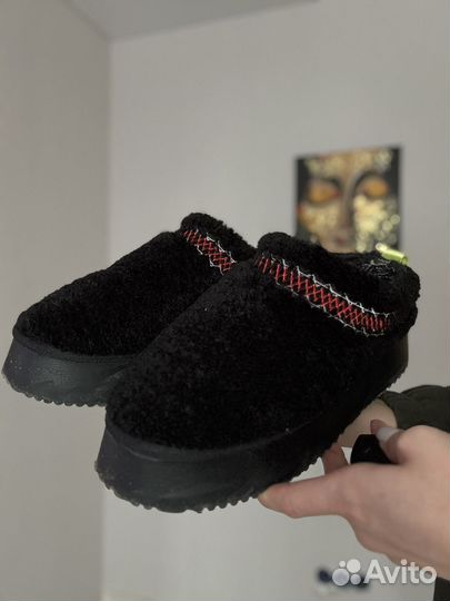 Угги женские черные меховые трендовые без пятки