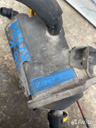 Маслозаливная горловина Renault Megane 2