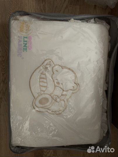 Бортики для кроватки 7 шт в отличном состоянии