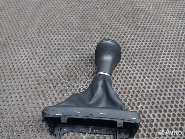 Ручка кпп Audi Q7 4L 3.0 tfsi 2012