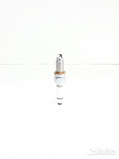 04E905601B Свеча зажигания Longlife NGK