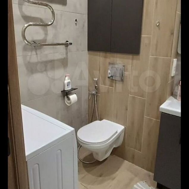 2-к. квартира, 44 м², 4/9 эт.