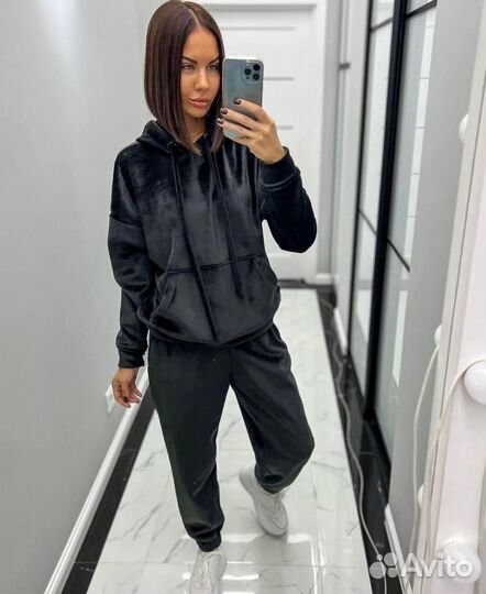 Спортивный костюм женский велюр новый