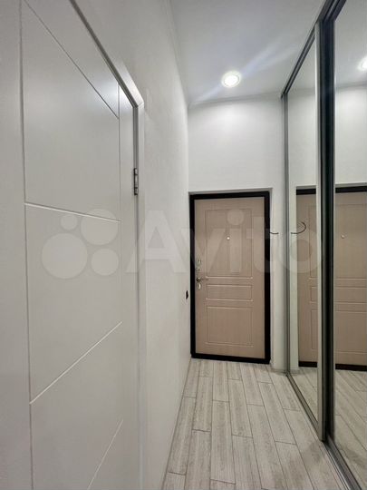 1-к. квартира, 30 м², 8/13 эт.