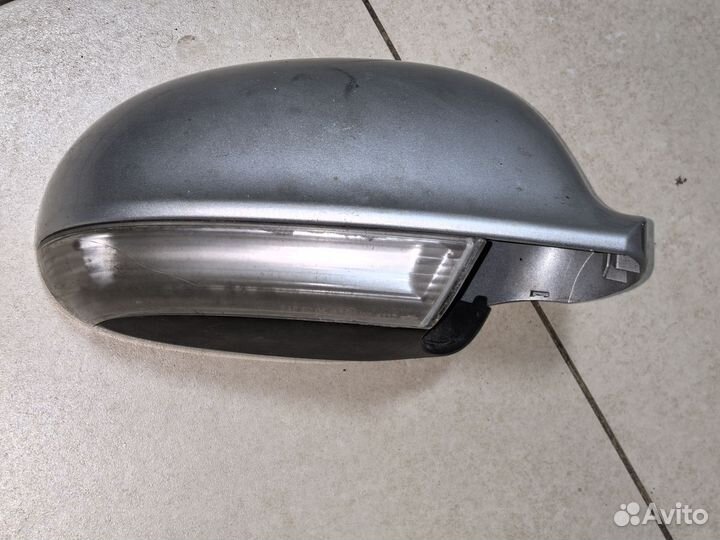Зеркало правое volkswagen jetta 5