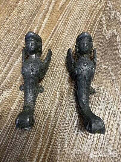 Детали запчасти от старинной лампы мебели