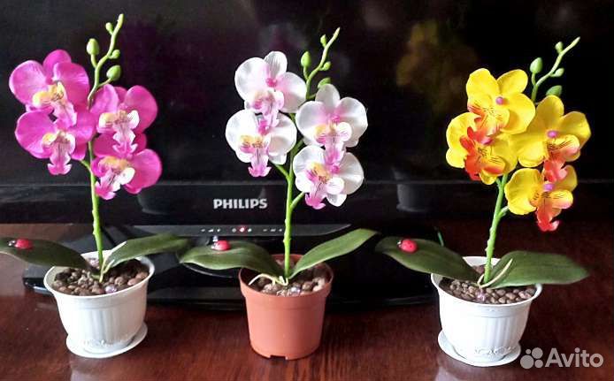 Орхидеи искусственные в горшочках