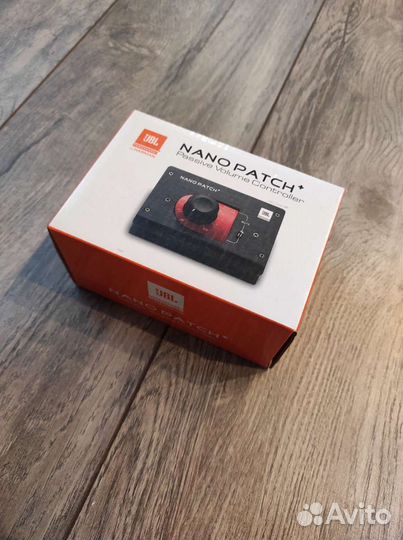 Контроллер мониторов JBL Nano Patch +