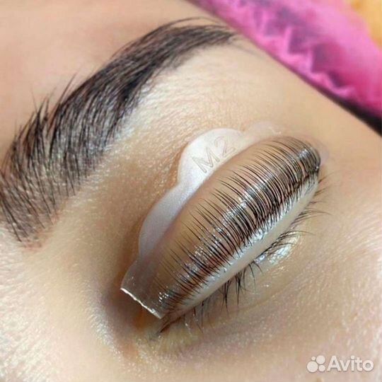 Ламинирование ресниц и бровей