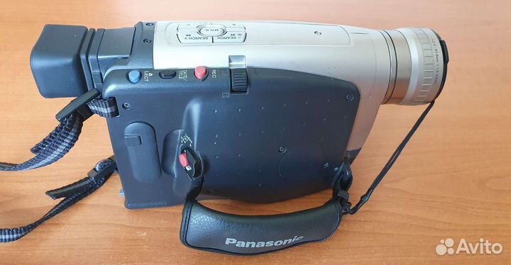 Видеокамера Panasonic NV-RZ9