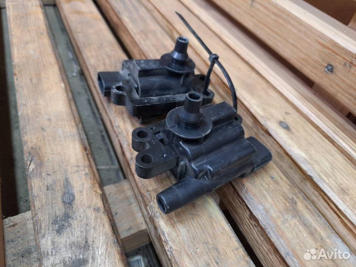 Катушка зажигания Mitsubishi Outlander CU2W 2004