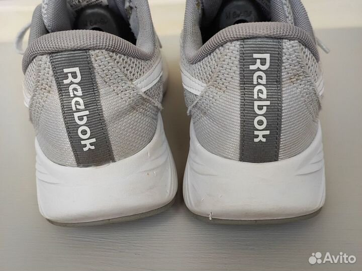 Кроссовки reebok беговые 37