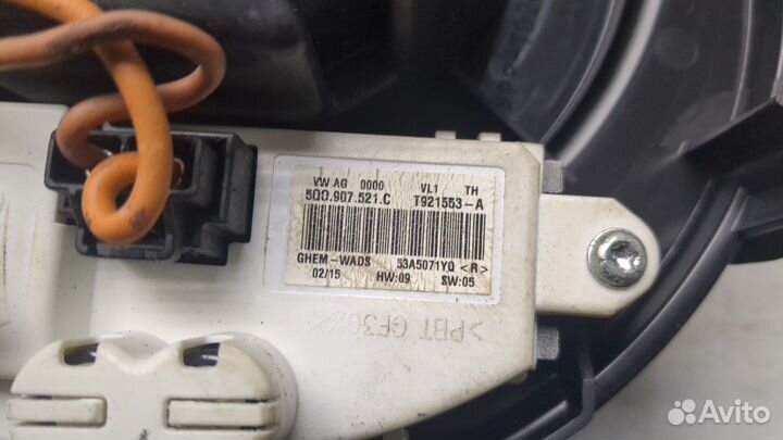 Двигатель отопителя Skoda Octavia (A7), 2015