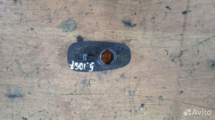 Повторитель поворотника в крыло Opel Astra G II