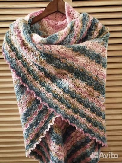 Шаль большая тёплая ручная работа