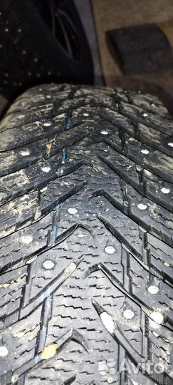 Nokian Tyres Hakkapeliitta 8 SUV 225/65 R17