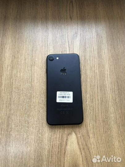 Телефон Apple iPhone 7 128GB