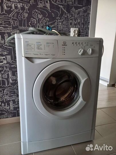 Стиральная машина indesit